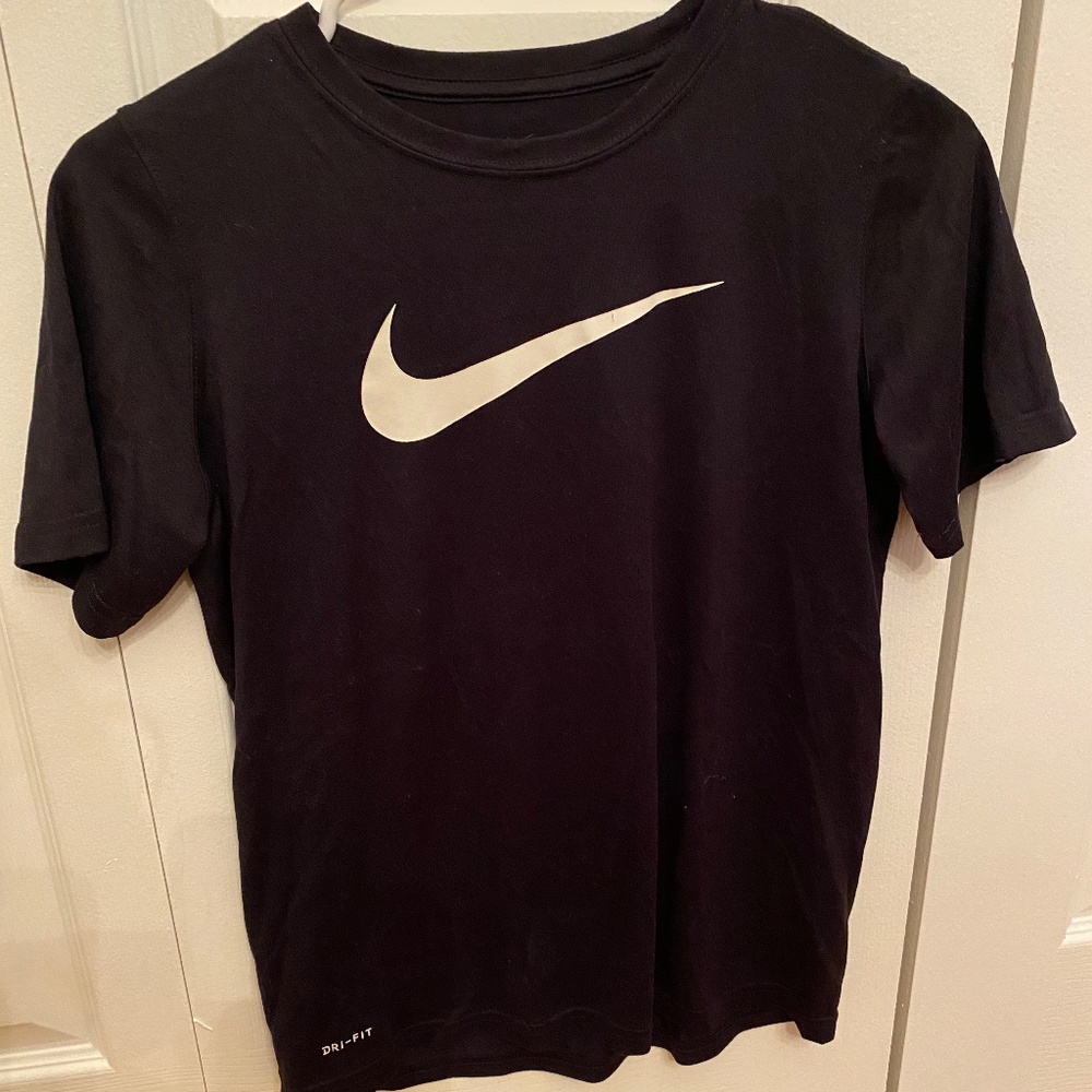 Nike short sleeve